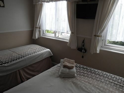 Bed & Breakfast Jacaranda Paignton